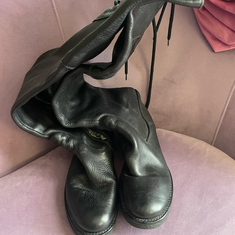Black Leather Knee-High Boots - Picture 2 of 6